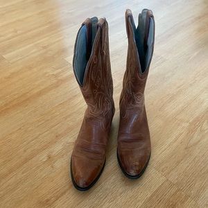 Ariat Cowboy boots 6.5